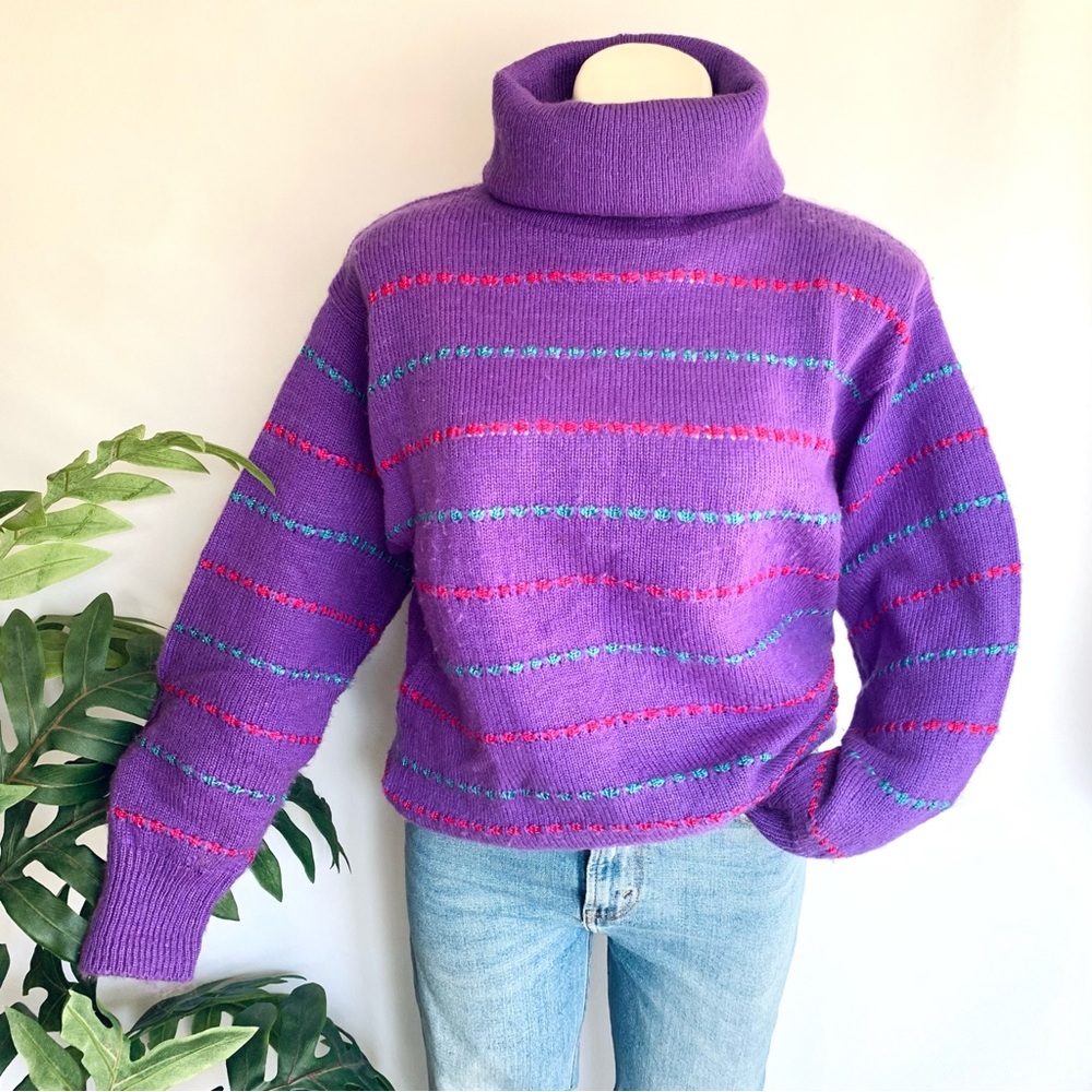 v i n t a g e :: Bold Embroidered Turtleneck Knit Sweater - Picture 2 of 11
